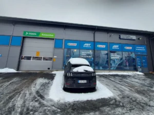 DEKRA Katsastus Forssa ulkoa kuvattuna