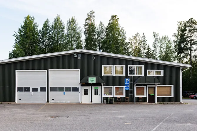 DEKRA Katsastus Jyväskylä, Kuormaajantie kuvattuna ulkoa.