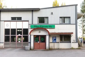 DEKRA Katsastus Jyväskylä Vaajakoskentie ulkoa kuvattuna.